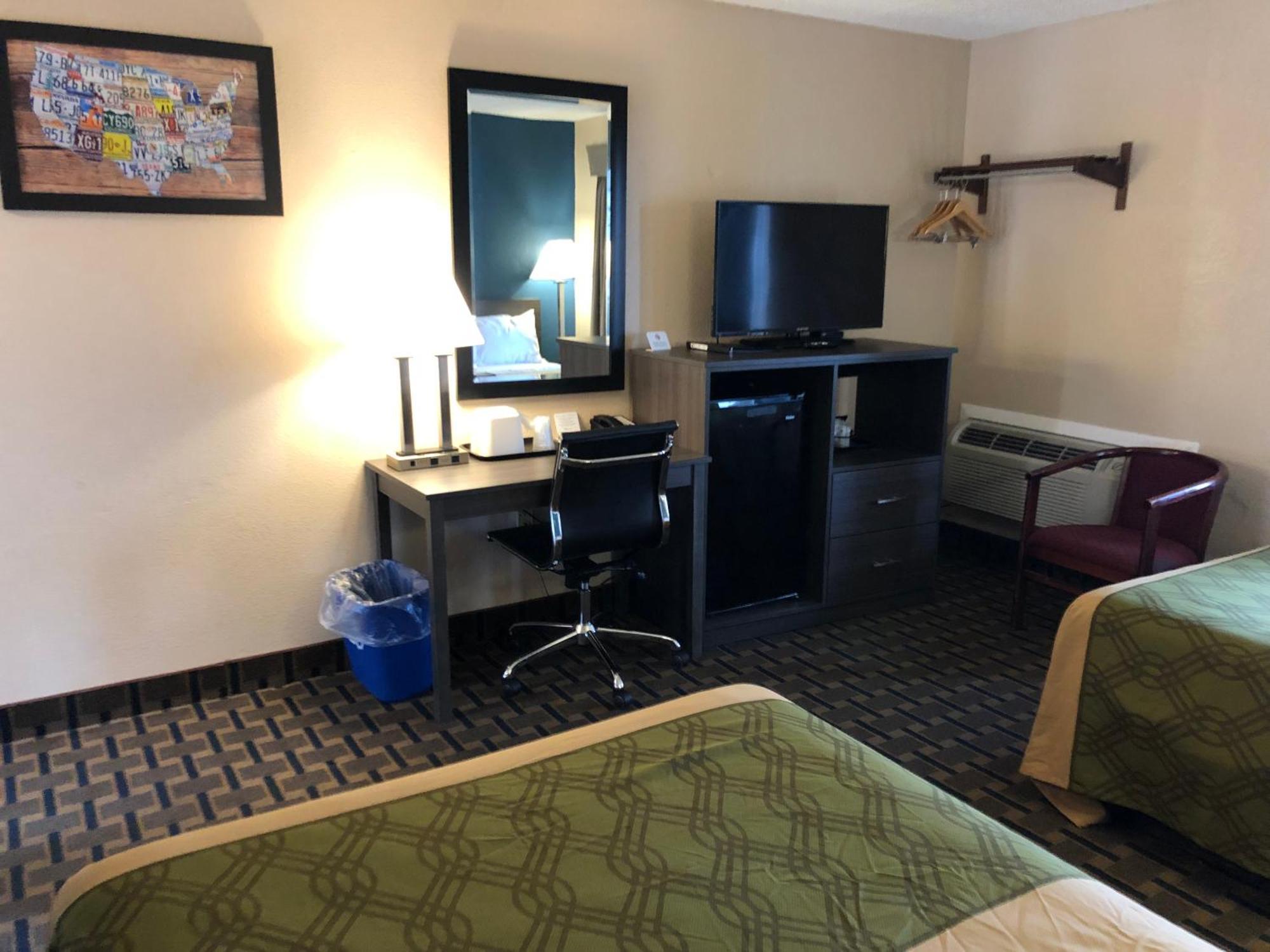 Econo Lodge Cranston - Providence Exteriör bild