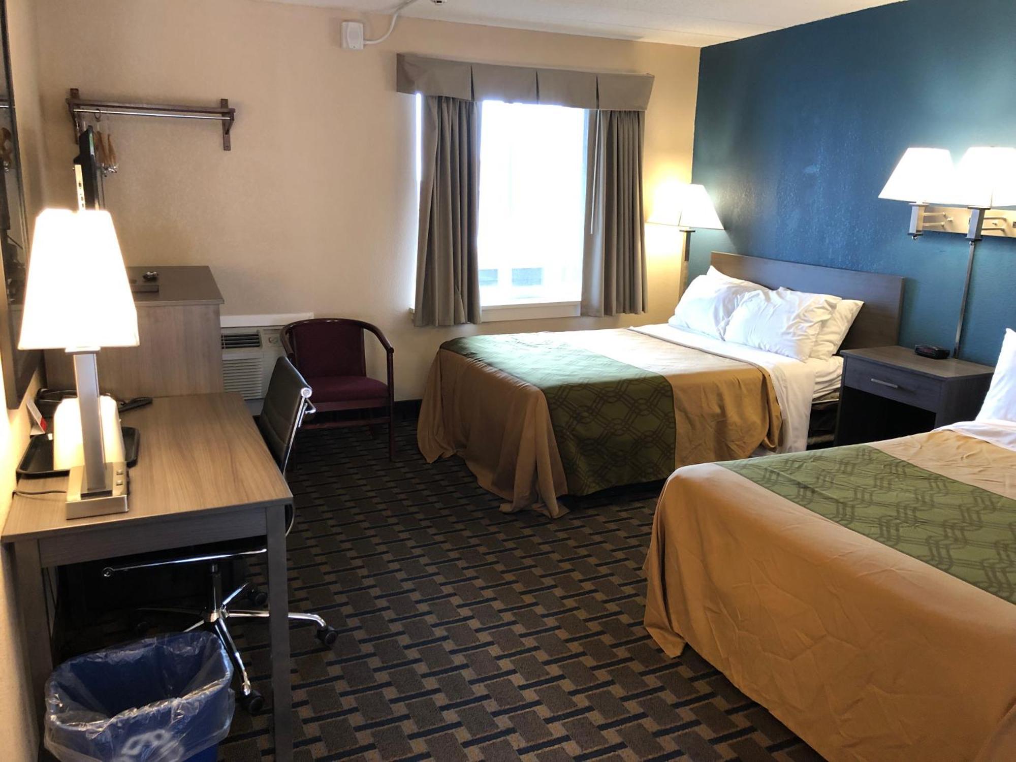 Econo Lodge Cranston - Providence Exteriör bild